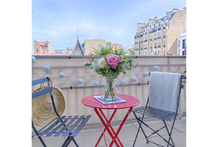 Appartement situé à Bois colombes avec balcon