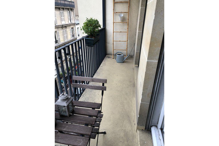 Appartement situé dans le 18ème à Jules Joffrin